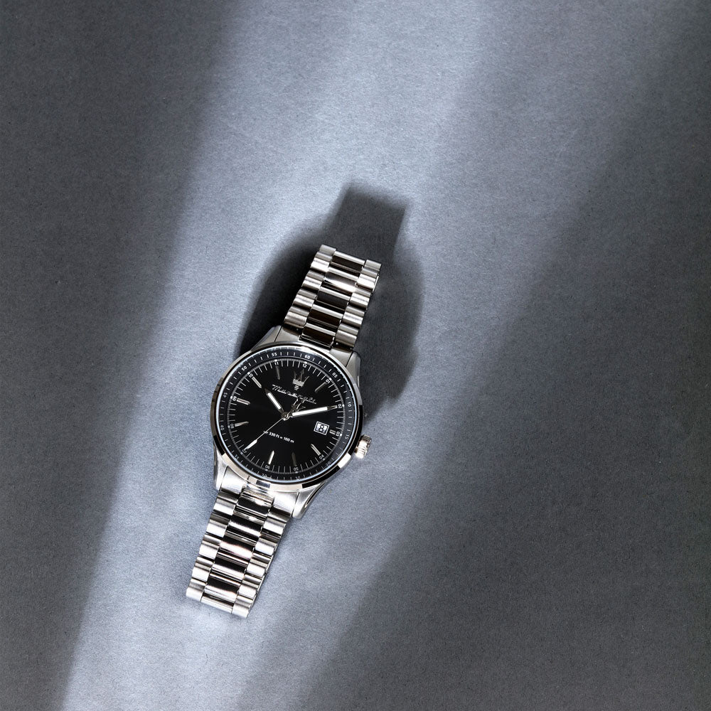 Maserati Sorpasso Image bild mit tollem schatten auf die Uhr