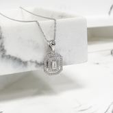 Baguette weisgoldanhänger mit Halskette in 585/14 Karat Weissgold